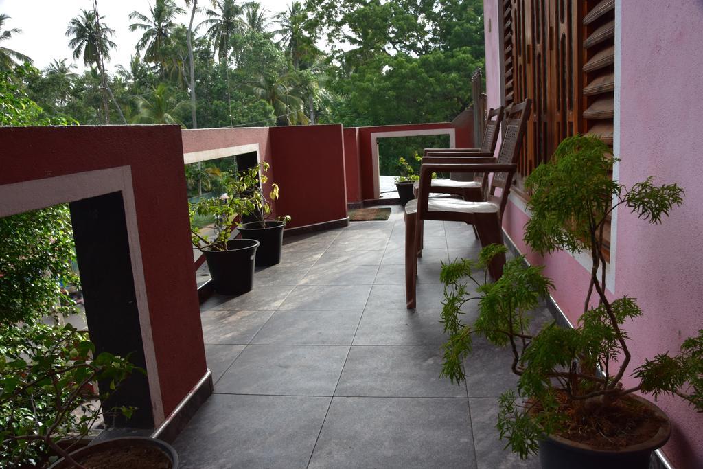 K Holiday Tissamaharama Exterior photo