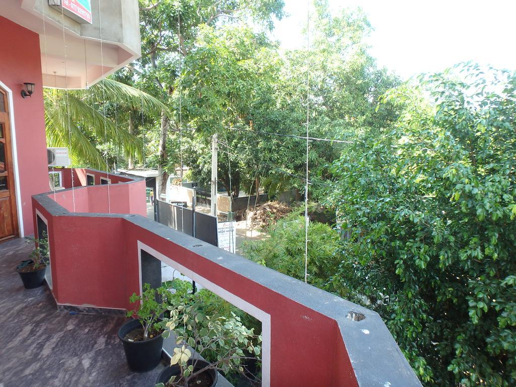 K Holiday Tissamaharama Exterior photo